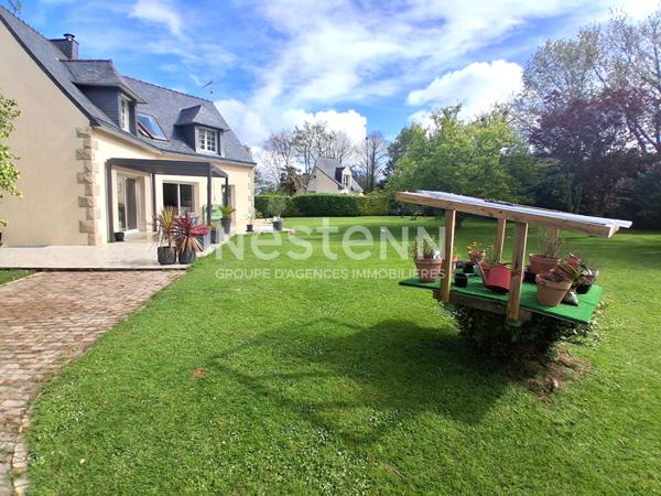 LANDERNEAU - Maison de 7 pièces - 177 m2
