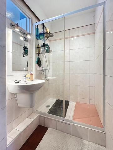 A VENDRE - RIVE DROITE - T4 - 66 M2 - 2 CHAMBRES - BALCON - PARKING