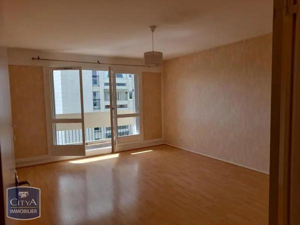 Appartement à louer 3 pièces 67.12m² Angoulême (16000)