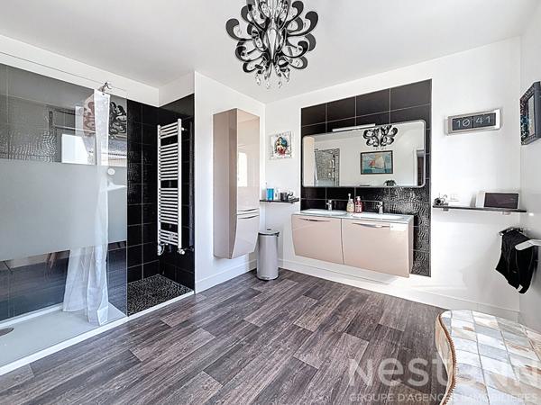 Maison année 50, 153m² à vendre NOUVELLE VILLE