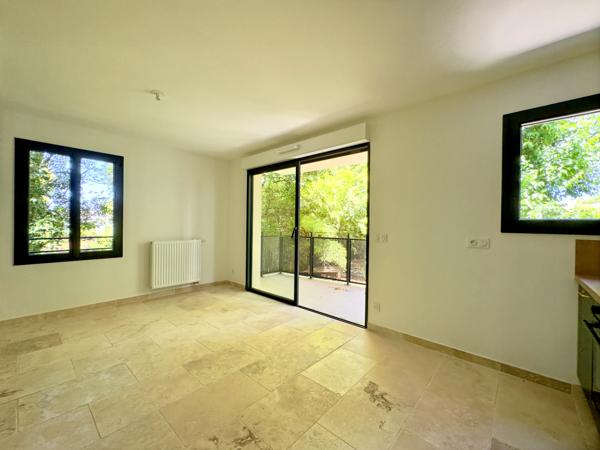 Appartement à vendre à Saint-Rémy-de-Provence (13210) - Bouches-du-Rhône