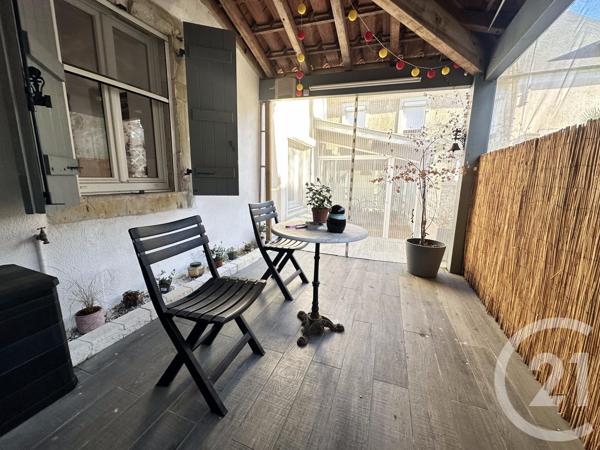 Maison à vendre  5 pièces - 155,36 m 2   LAGOR  - 64