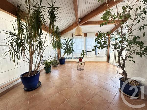 Maison à vendre  5 pièces - 155,36 m 2   LAGOR  - 64