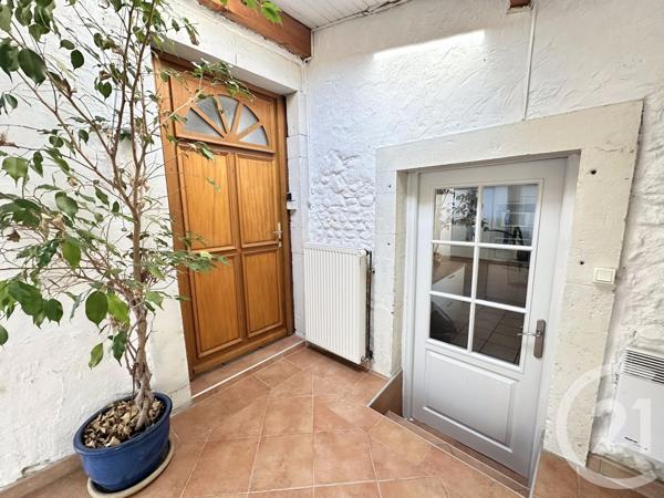 Maison à vendre  5 pièces - 155,36 m 2   LAGOR  - 64