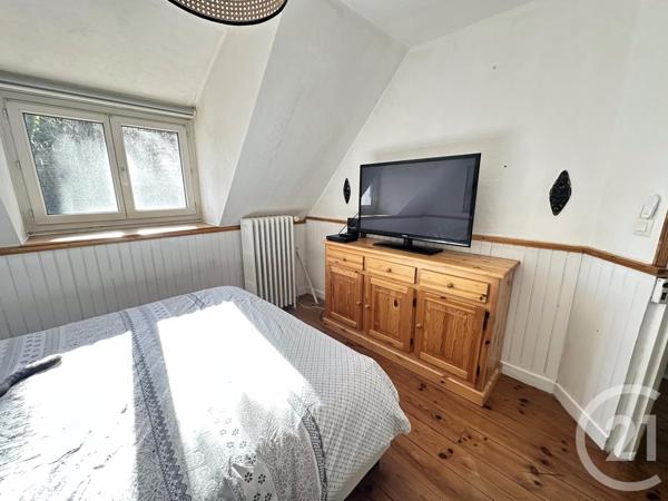 Maison à vendre  5 pièces - 155,36 m 2   LAGOR  - 64