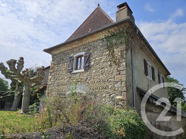 Maison à vendre  5 pièces - 155,36 m 2   LAGOR  - 64