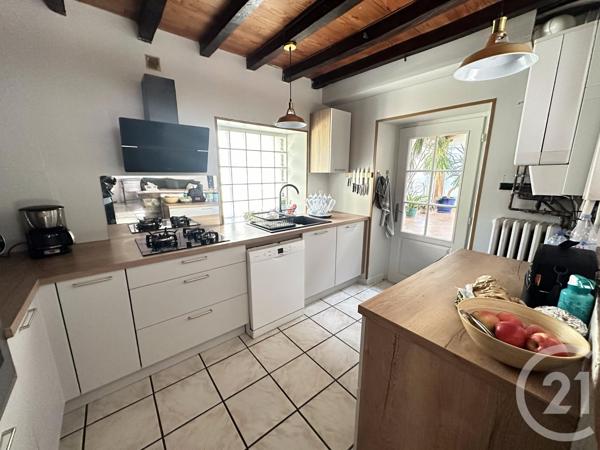 Maison à vendre  5 pièces - 155,36 m 2   LAGOR  - 64