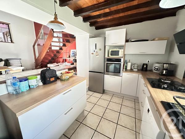Maison à vendre  5 pièces - 155,36 m 2   LAGOR  - 64