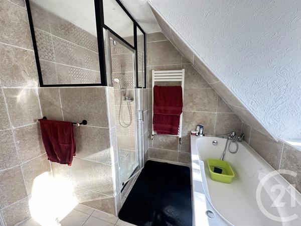 Maison à vendre  5 pièces - 155,36 m 2   LAGOR  - 64