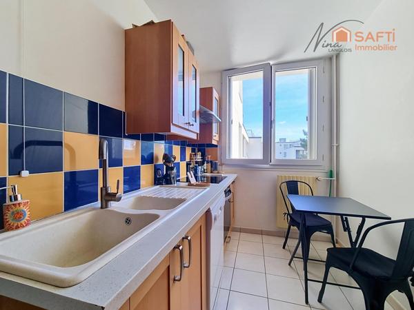 BEL APPARTEMENT FAMILIAL 4/5 PIÈCES AVEC 2 BALCONS ET PARKING