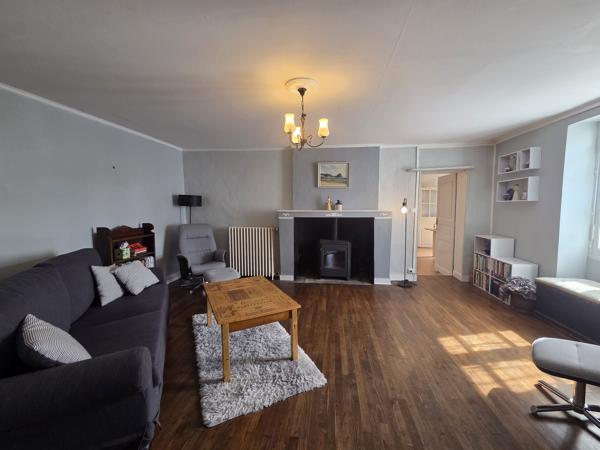 Maison à vendre à Ombrée d'Anjou (49420) - Maine-et-Loire