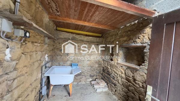 Maison en pierre proche mer