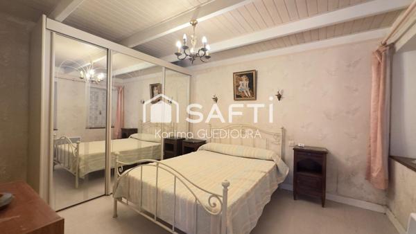 Maison en pierre proche mer