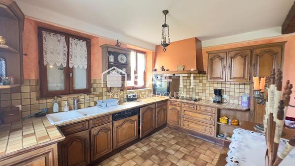 Maison en pierre proche mer