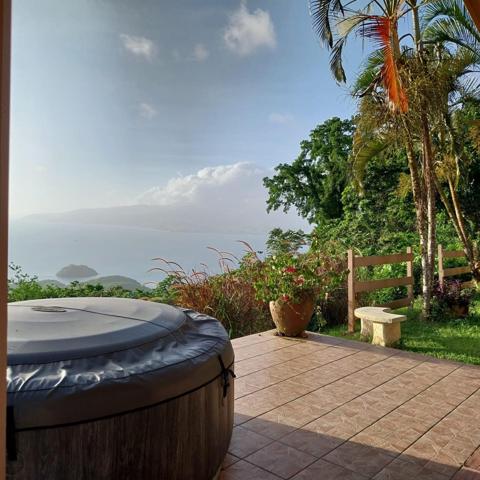 Villa de prestige avec une vue mer a coupé le souffle