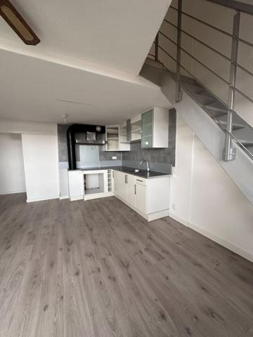 A VENDRE - BORDEAUX NANSOUTY - BARRIERE DE TOULOUSE Appartement T2