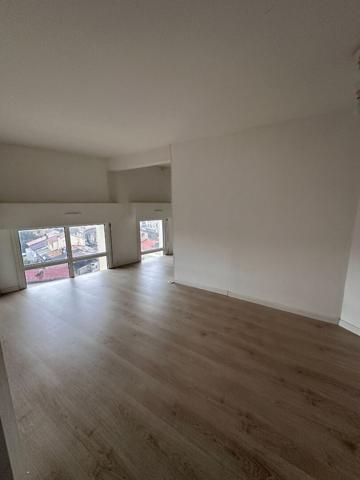 A VENDRE - BORDEAUX NANSOUTY - BARRIERE DE TOULOUSE Appartement T2