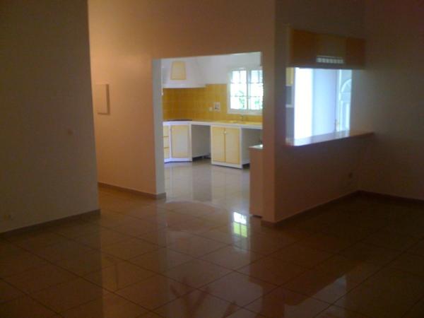 Maison à vendre 0 pièces proche de SAINTE-ANNE (971)