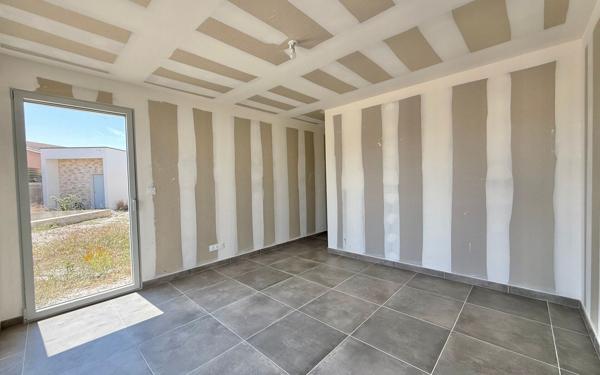 Maison à vendre    7 pièces •  Saint-Médard-en-Jalles