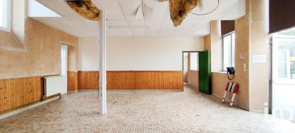 Bureaux à vendre 243 m² L'Oie