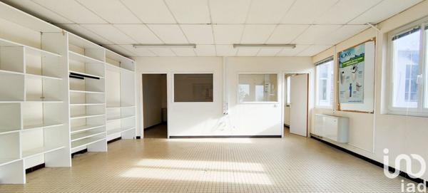 Bureaux à vendre 243 m² L'Oie