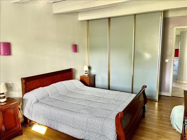 Maison à vendre |  Pessac |  6 pièces | 140 m²