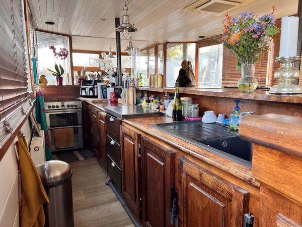 Magnifique Peniche habitable - F5 - 200m²