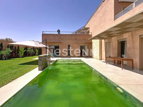 Villa d'architecte moderne de 4 suites route de l'Ourika sur terrain de 1000m2
