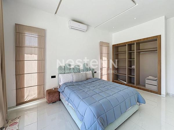 Villa d'architecte moderne de 4 suites route de l'Ourika sur terrain de 1000m2