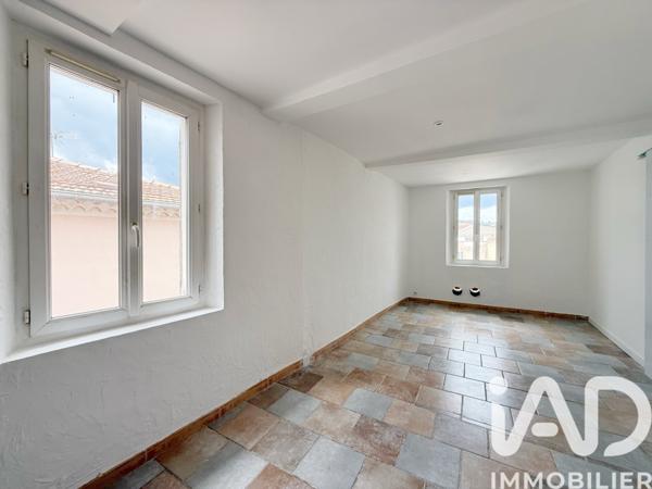 Location appartement 2 pièces 33 m² Cuers