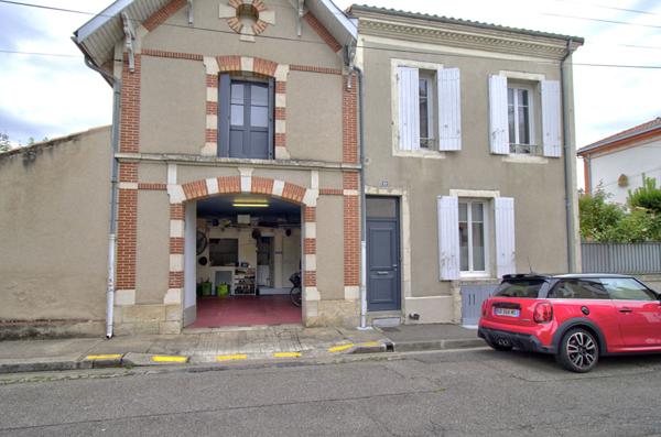 AGEN CENTRE - MAISON DE CHARME AVEC JARDIN ET GRAND GARAGE QUARTIER PREFECTURE