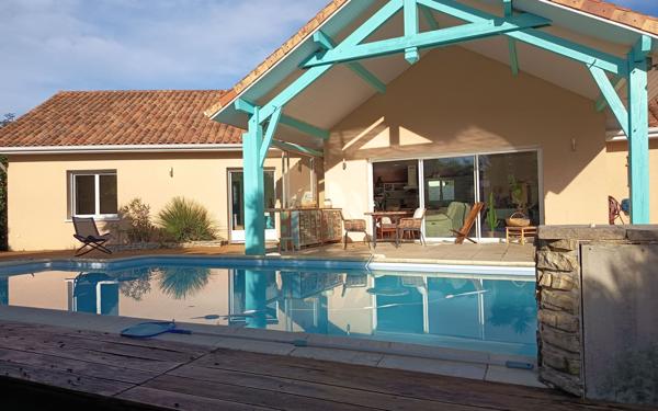 Maison à vendre    4 pièces •  Serres-Castet