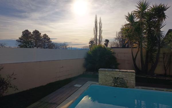 Maison à vendre    4 pièces •  Serres-Castet