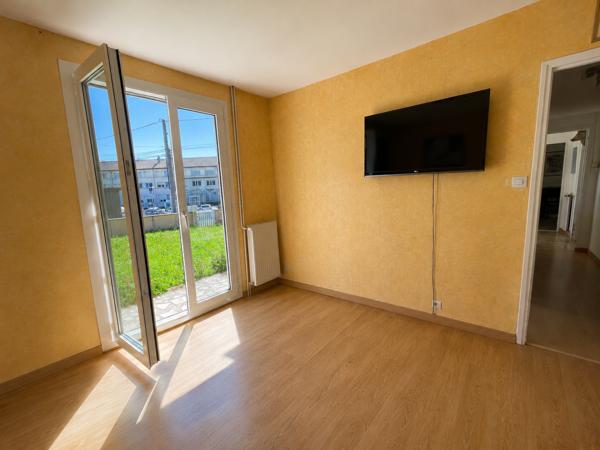 Maison
         4 pièces
        - 77 m² 155 900 € *