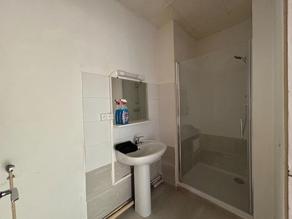 Appartement centre ville Civray