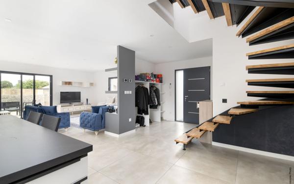 Maison à vendre    4 pièces • 124 m2 Saint-Sulpice-la-Pointe