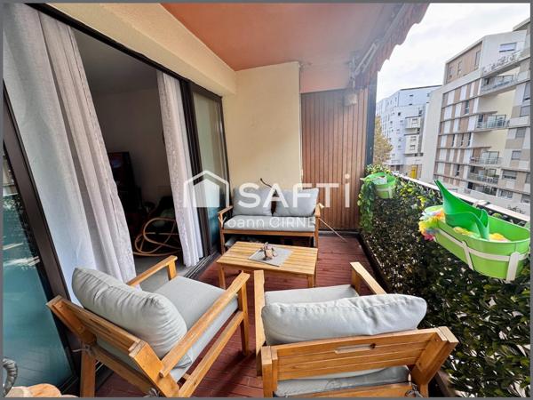 Appartement T4 80m2 entièrement rénové avec terrasse 13002