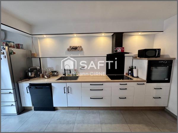 Appartement T4 80m2 entièrement rénové avec terrasse 13002