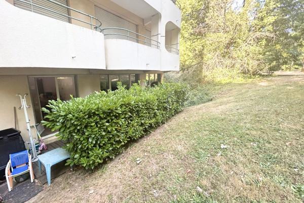 Appartement à vendre 5 pièces - Rez de jardin - CALME - PARKINGS - PROCHE DES COMMODITES