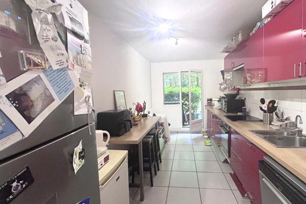 Appartement à vendre 5 pièces - Rez de jardin - CALME - PARKINGS - PROCHE DES COMMODITES