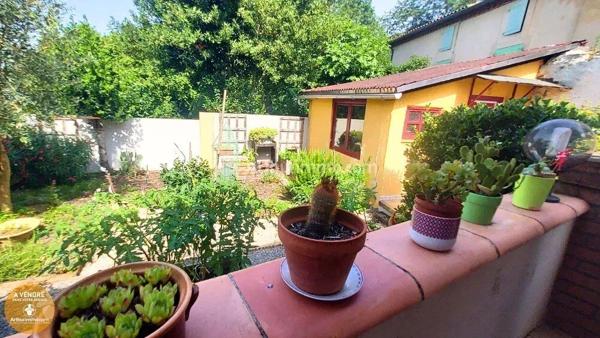 Vente Maison de village 6 pièces 143 m2 à Aussillon