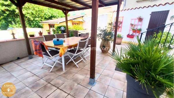 Vente Maison de village 6 pièces 143 m2 à Aussillon