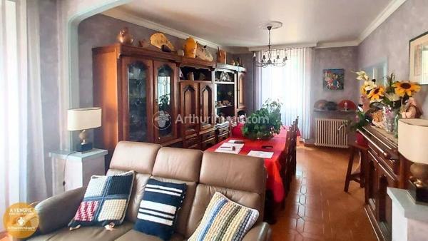 Vente Maison de village 6 pièces 143 m2 à Aussillon