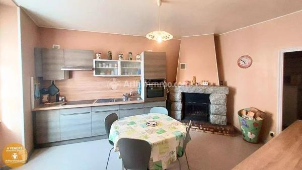 Vente Maison de village 6 pièces 143 m2 à Aussillon