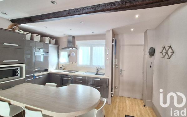 Appartement 3 pièces de 84 m² à Chartres (28000)