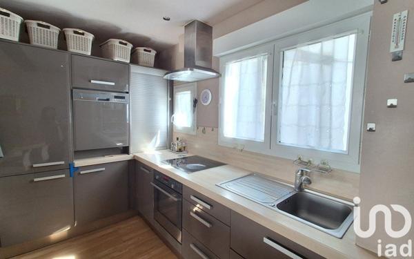 Appartement 3 pièces de 84 m² à Chartres (28000)