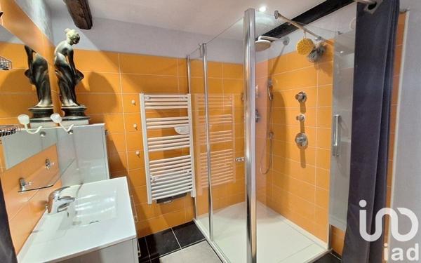 Appartement 3 pièces de 84 m² à Chartres (28000)