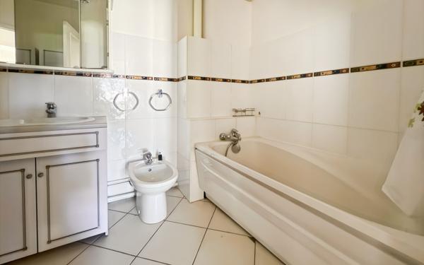 Appartement à vendre    5 pièces • 93,30 m2 Orsay