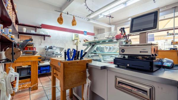 Fonds de commerce Boucherie Charcuterie Traiteur à vendre NAVARRENX (64)