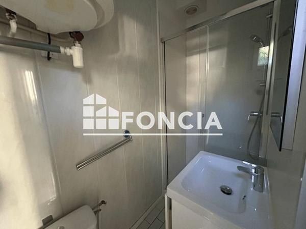 Location Studio 17.13 m² - 23 RUE DES RESERVOIRS Chartres 28000